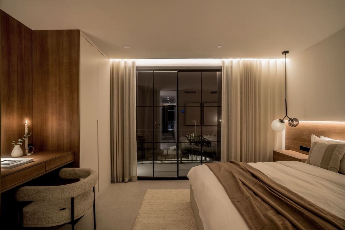 5 slaapkamer Halfvrijstaande villa te koop in Nueva Andalucia met zwembad garage - € 2.595.000 (Ref: 9205674)