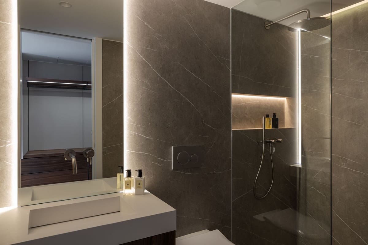 5 slaapkamer Halfvrijstaande villa te koop in Nueva Andalucia met zwembad garage - € 2.595.000 (Ref: 9205674)