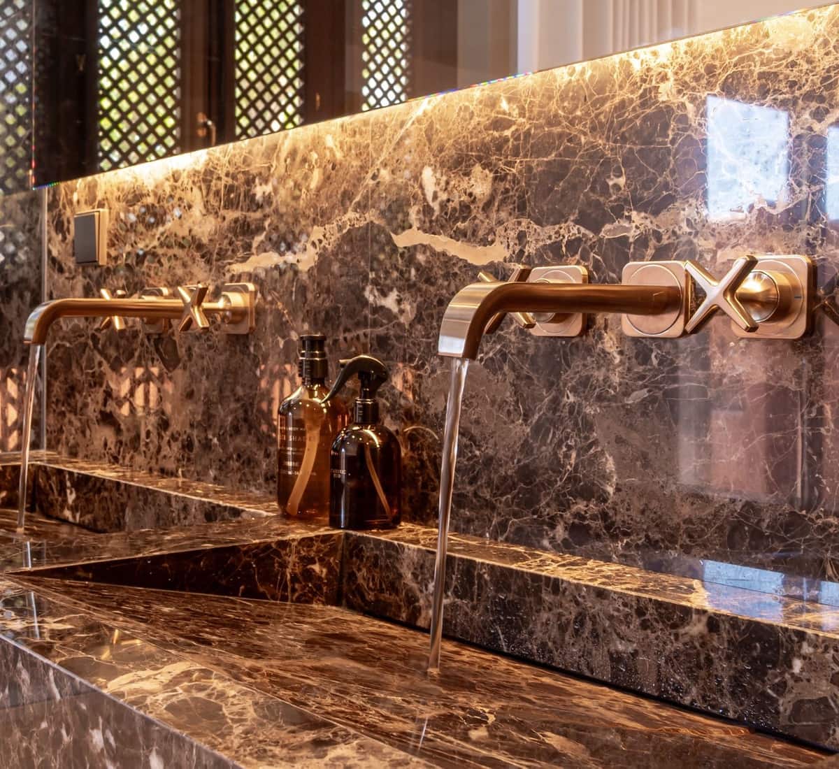 4 sypialnia Dom na sprzedaż w Marbella z basenem garażem - 1 995 000 € (Ref: 9210401)