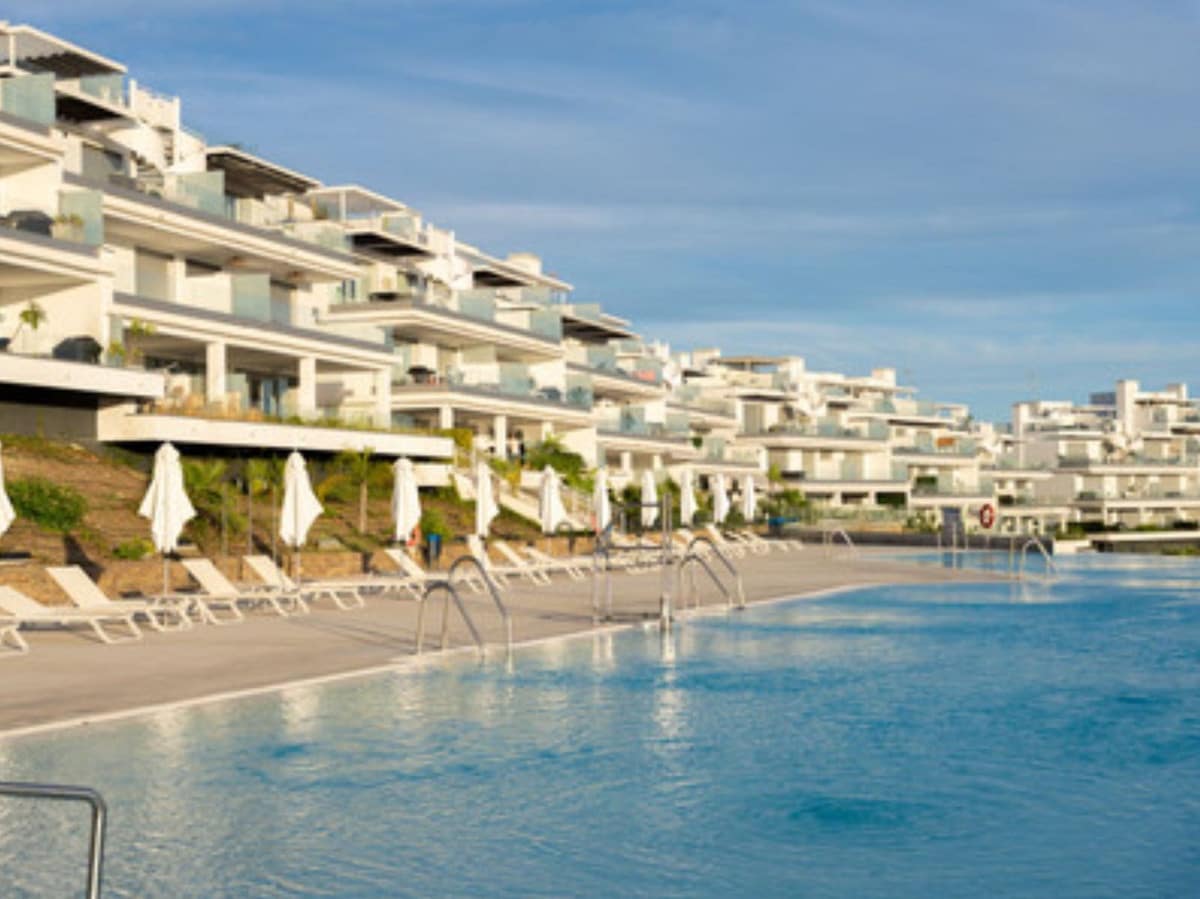 3 bedroom Townhouse for sale in Cancelada with pool garage - € 650,000 (Ref: 9211113)