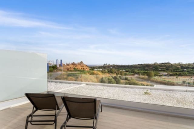 3 sovrum Hus till salu i Cancelada, Estepona med pool garage - 610 000 € (Ref: 9211113)