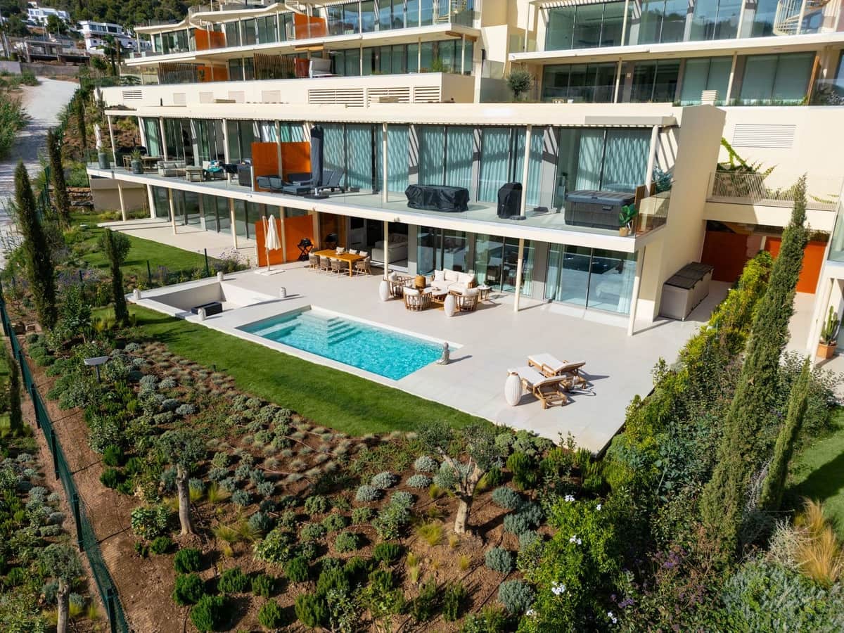 3 makuuhuone Huoneisto myytävänä paikassa Fuengirola mukana uima-altaan 
autotalli - 1 450 000 € (Ref: 9216262)