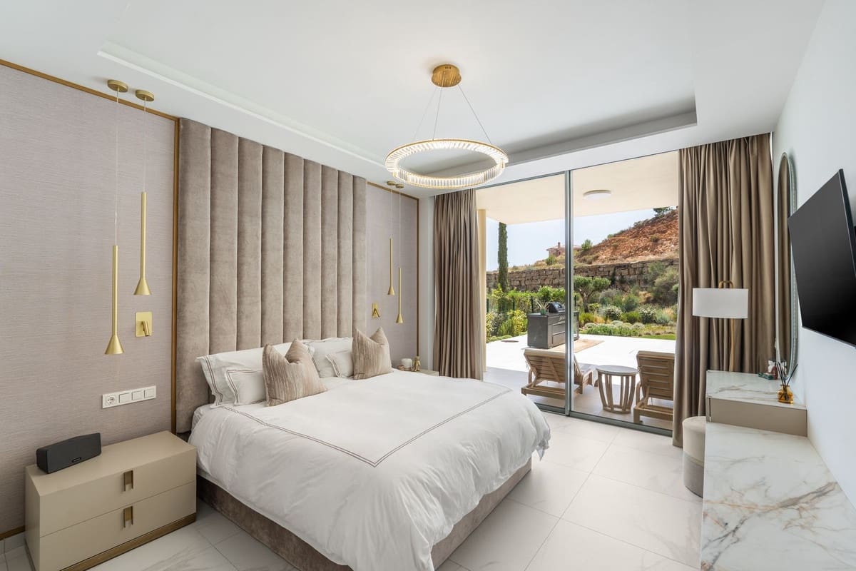 3 quarto Apartamento para venda em Fuengirola com piscina garagem - 1 450 000 € (Ref: 9216262)