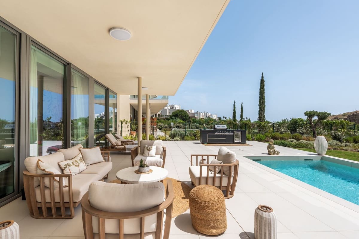 3 soveværelse Lejlighed til salg i Fuengirola med swimmingpool garage - € 1.450.000 (Ref: 9216262)