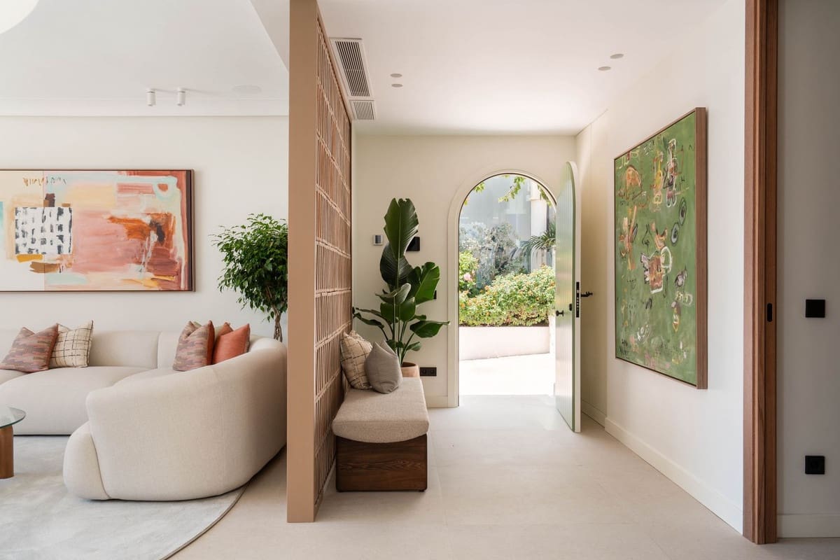 3 bedroom Semi-detached Villa for sale in Golden Mile with pool garage - € 5,995,000 (Ref: 9227326)