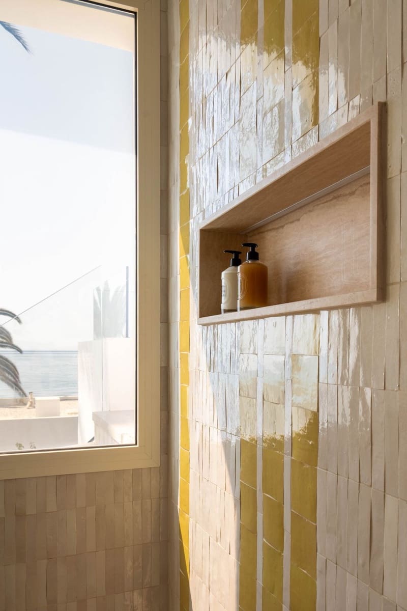 3 soveværelse Semi-Rækkehus til salg i Golden Mile med swimmingpool garage - € 5.995.000 (Ref: 9227326)