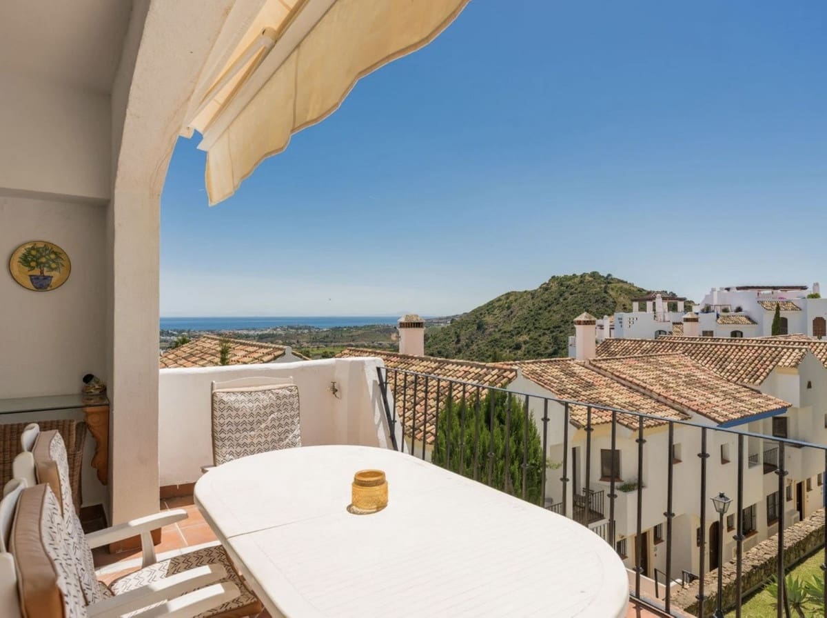 3 bedroom Townhouse for sale in Benahavis with pool garage - € 595,000 (Ref: 9227613)