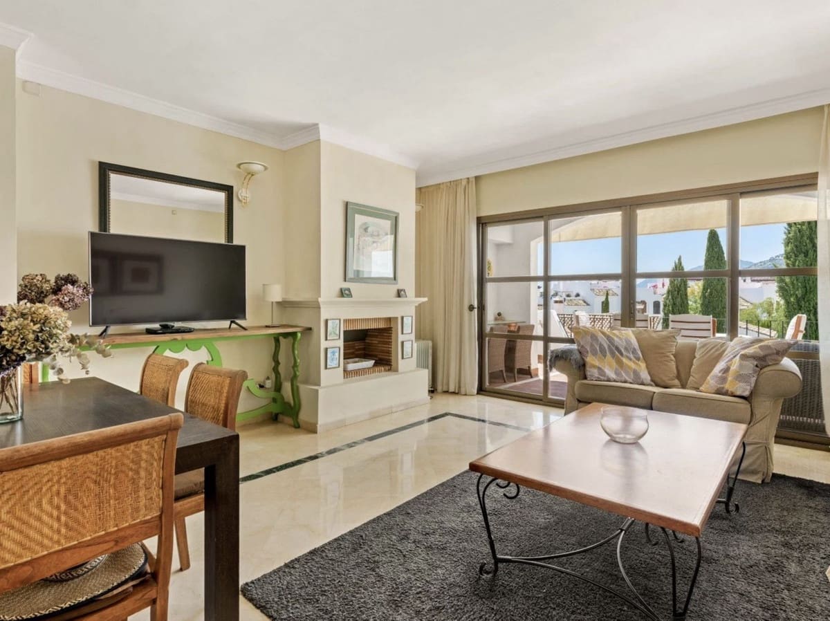 3 bedroom Townhouse for sale in Benahavis with pool garage - € 595,000 (Ref: 9227613)