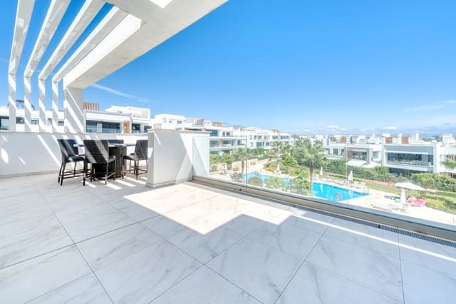 3 bedroom Penthouse for rent in Estepona with pool garage - € 3,500 (Ref: 9227614)