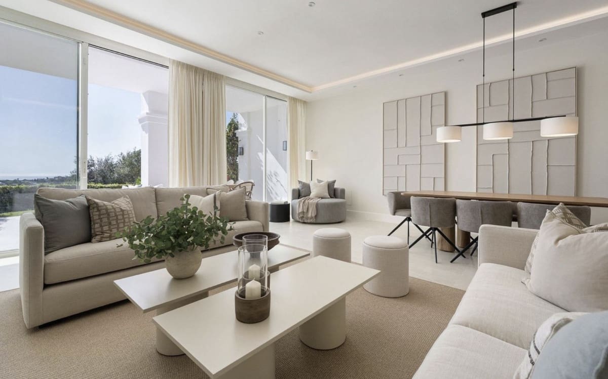 Casa de 4 habitaciones en La Quinta en venta con piscina garaje - 1.875.000 € (Ref: 9227762)