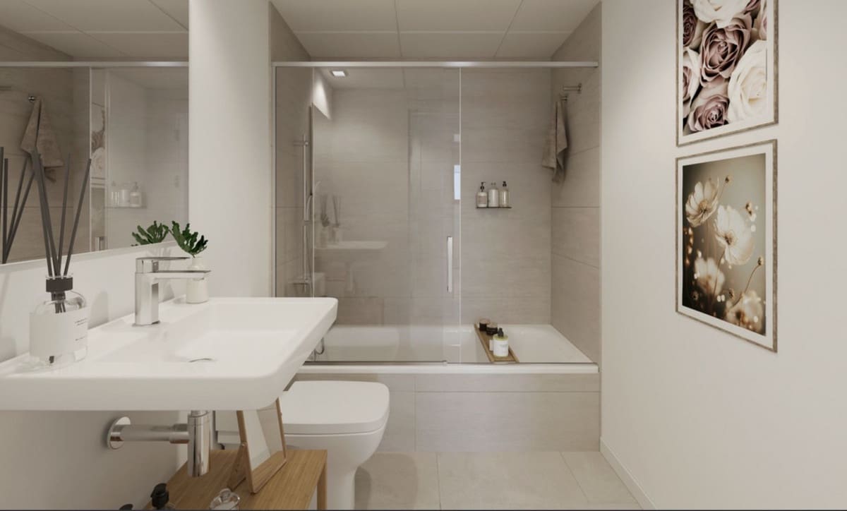 2 bedroom Apartment for sale in Mijas Costa with pool garage - € 406,900 (Ref: 9235165)