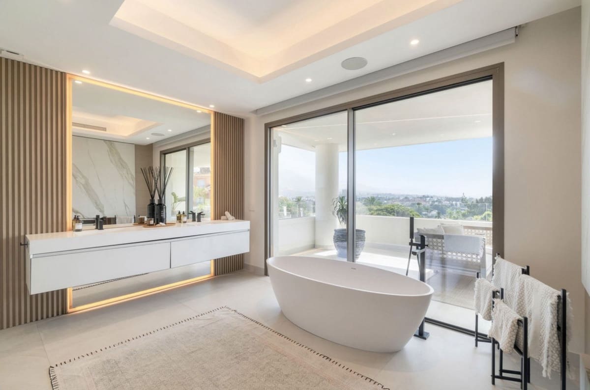 4 camera da letto Villa in vendita in Nueva Andalucia con piscina garage - 4.295.000 € (Rif: 9235765)