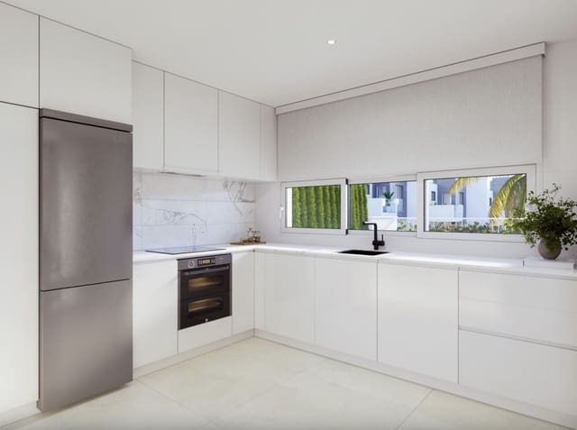 3 slaapkamer Halfvrijstaande villa te koop in Fuengirola met zwembad garage - € 483.000 (Ref: 9237942)