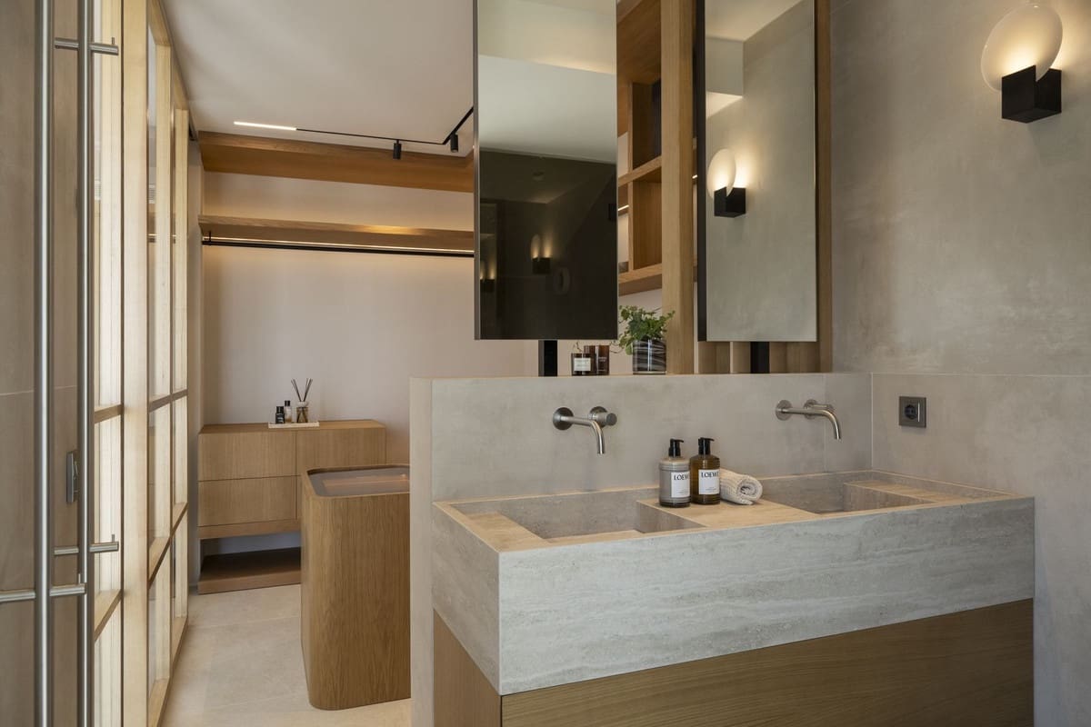 4 bedroom Townhouse for sale in Aloha Golf with pool garage - € 1,795,000 (Ref: 9245769)