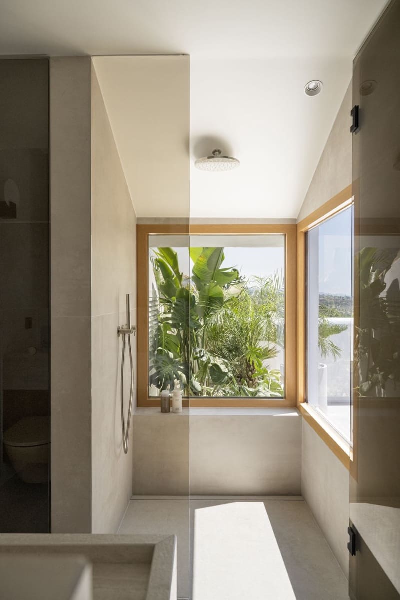 Casa de 4 habitaciones en Aloha Golf en venta con piscina garaje - 1.795.000 € (Ref: 9245769)