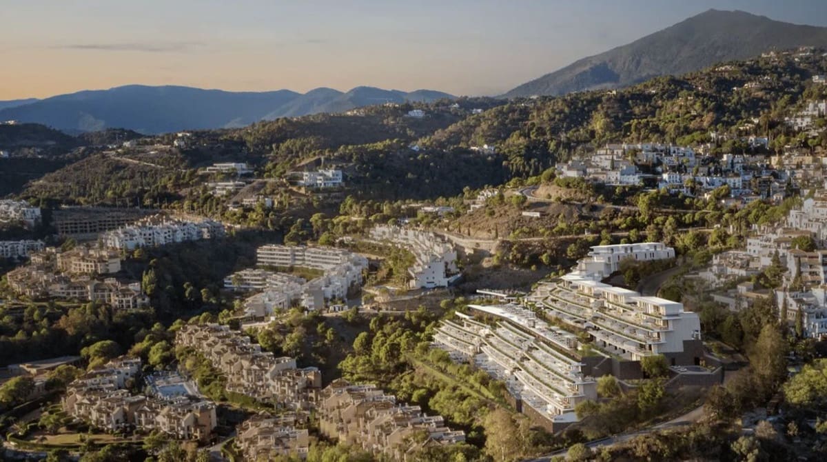 3 bedroom Apartment for sale in Benahavis with garage - € 3,236,393 (Ref: 9245770)