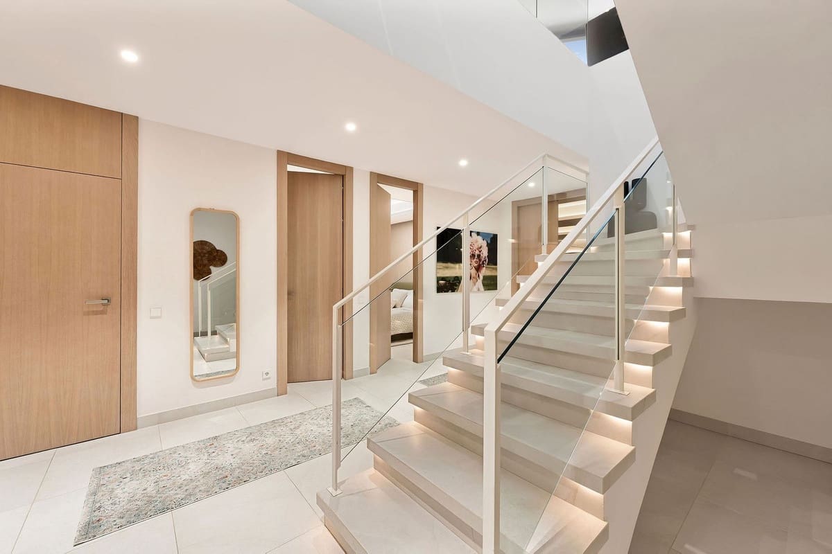 4 camera da letto Villa in vendita in Nueva Andalucia con piscina garage - 4.650.000 € (Rif: 9246149)