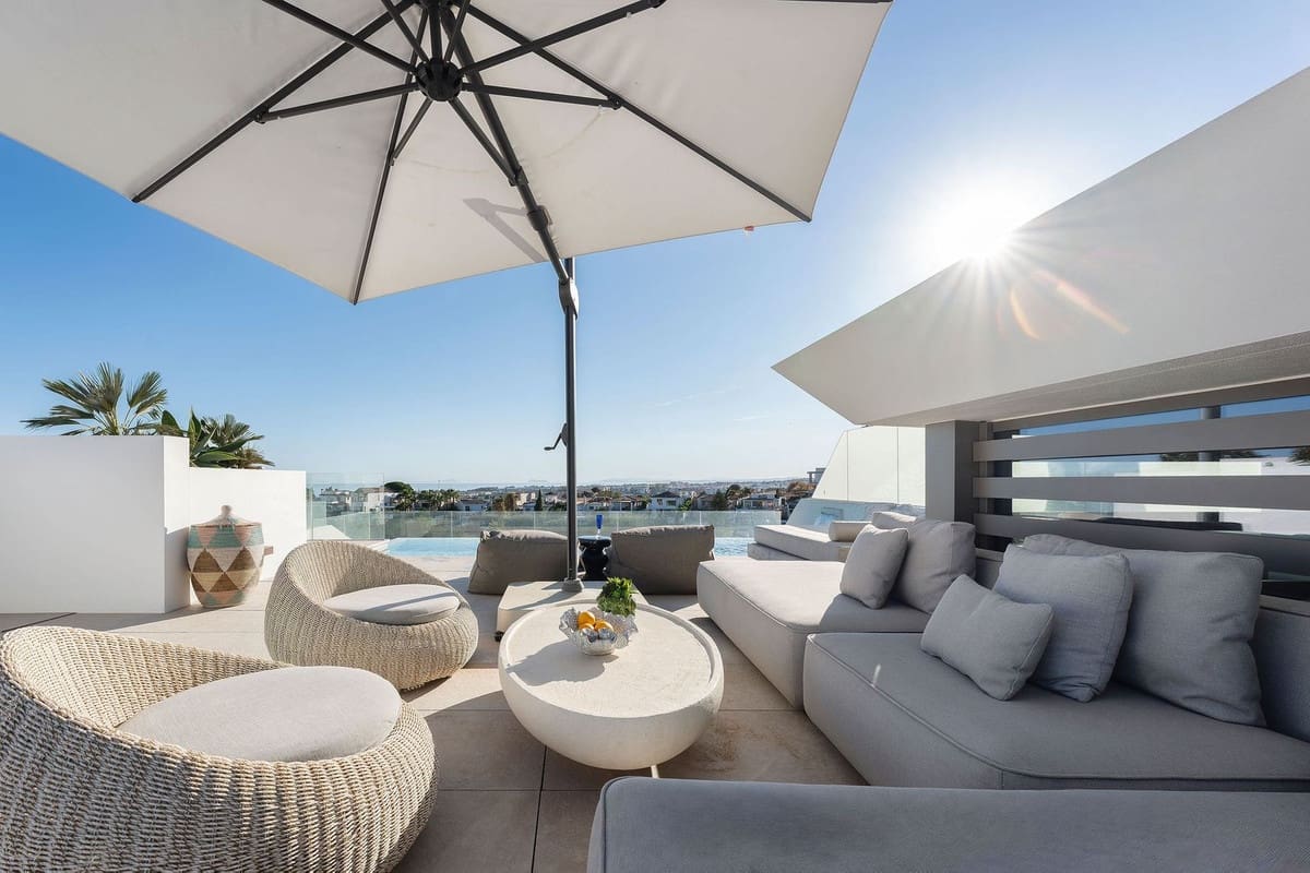 4 camera da letto Villa in vendita in Nueva Andalucia con piscina garage - 4.650.000 € (Rif: 9246149)