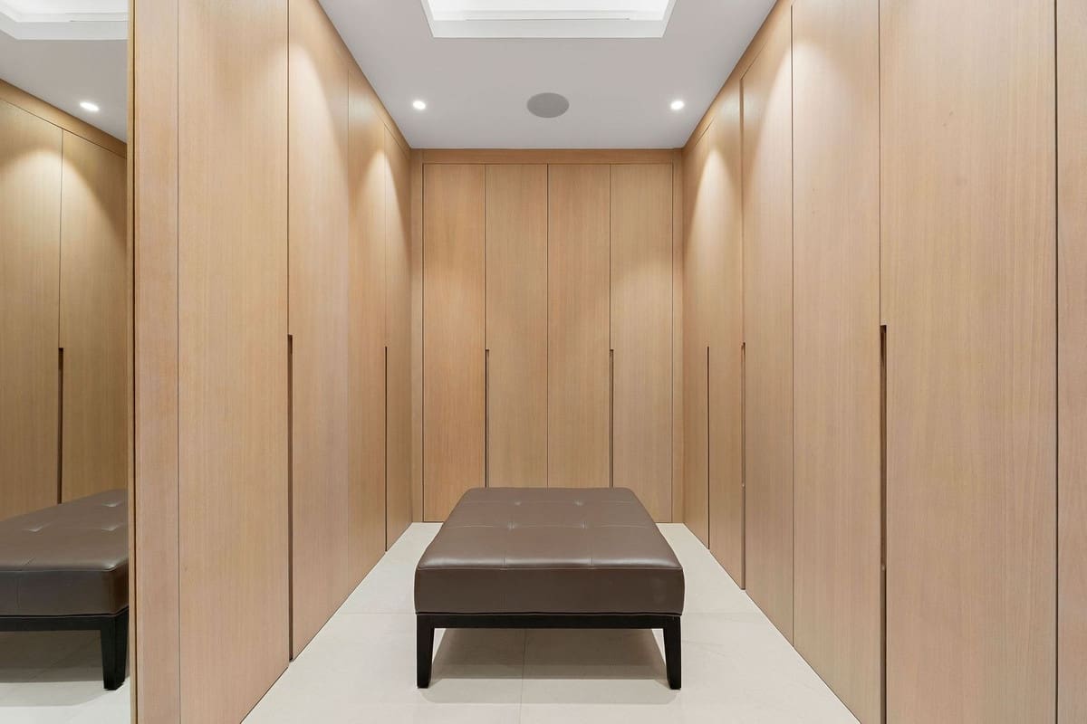 4 soveværelse Villa til salg i Nueva Andalucia med swimmingpool garage - € 4.650.000 (Ref: 9246149)