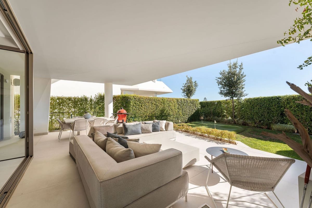 4 bedroom Villa for sale in Nueva Andalucia with pool garage - € 4,650,000 (Ref: 9246149)