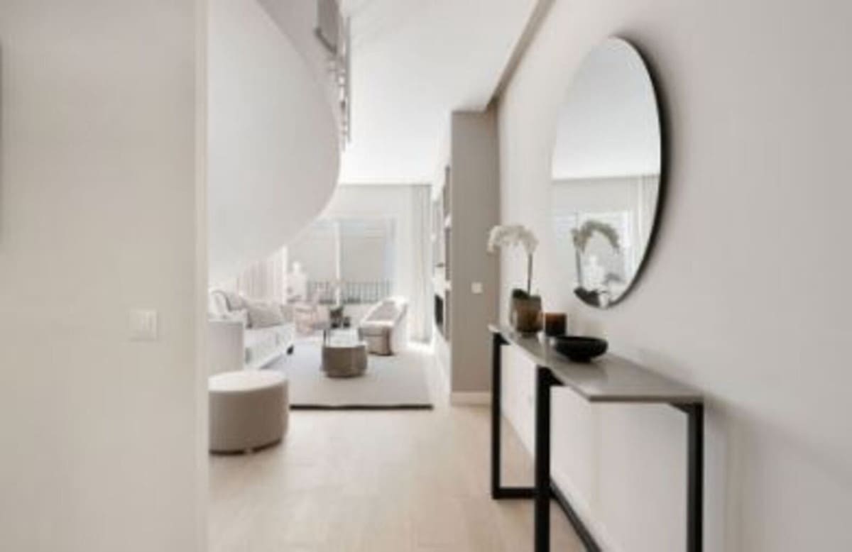 4 bedroom Apartment for sale in Marbella with pool garage - € 1,295,000 (Ref: 9251525)