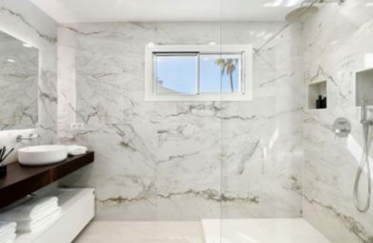 4 bedroom Apartment for sale in Marbella with pool garage - € 1,295,000 (Ref: 9251525)