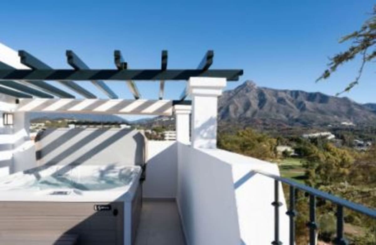 4 quarto Apartamento para venda em Marbella com piscina garagem - 1 295 000 € (Ref: 9251525)