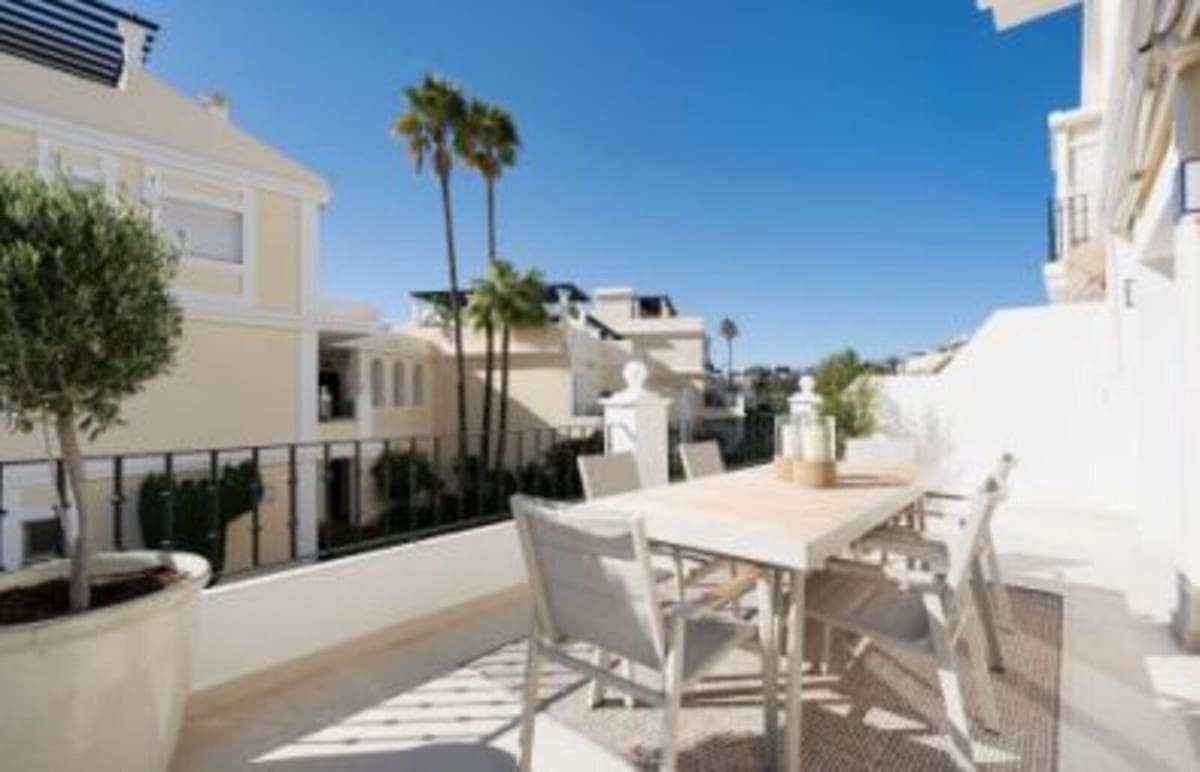 4 quarto Apartamento para venda em Marbella com piscina garagem - 1 295 000 € (Ref: 9251525)