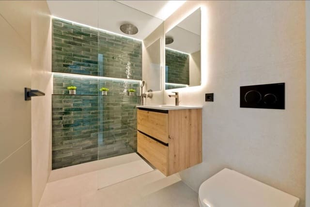 2 Zimmer Penthouse zu verkaufen in Marbella mit Garage - 480.000 € (Ref: 9255893)