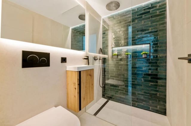 2 Zimmer Penthouse zu verkaufen in Marbella mit Garage - 480.000 € (Ref: 9255893)