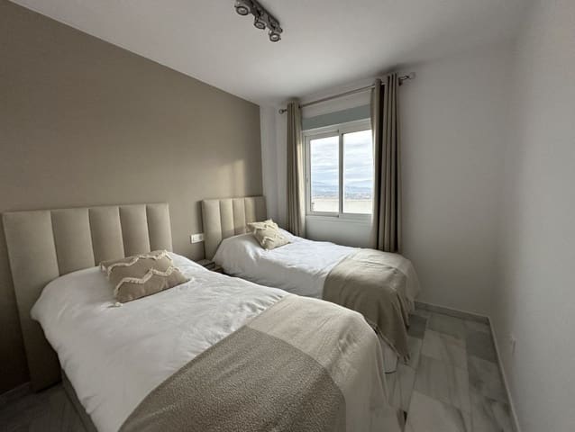 2 soverom Penthouse til salgs i Bahia de Casares, Casares med svømmebasseng garasje - € 290 000 (Ref: 9267613)