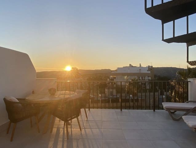 2 soverom Penthouse til salgs i Bahia de Casares, Casares med svømmebasseng garasje - € 290 000 (Ref: 9267613)