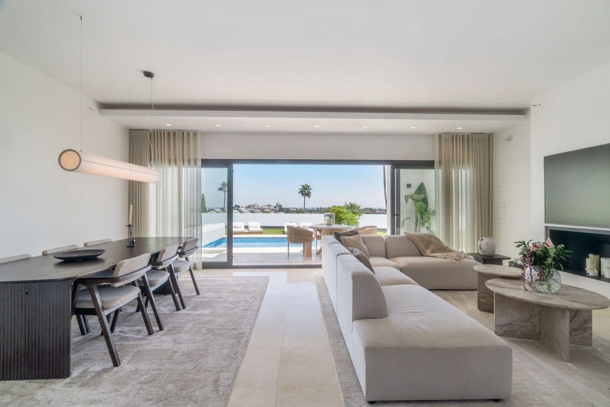 Chalet de 5 habitaciones en Benahavís en venta con piscina garaje - 2.995.000 € (Ref: 9271496)