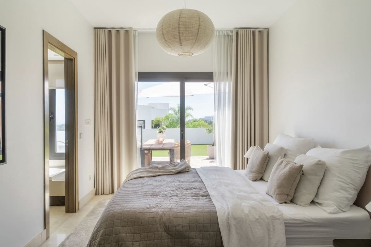 Chalet de 5 habitaciones en Benahavís en venta con piscina garaje - 2.995.000 € (Ref: 9271496)