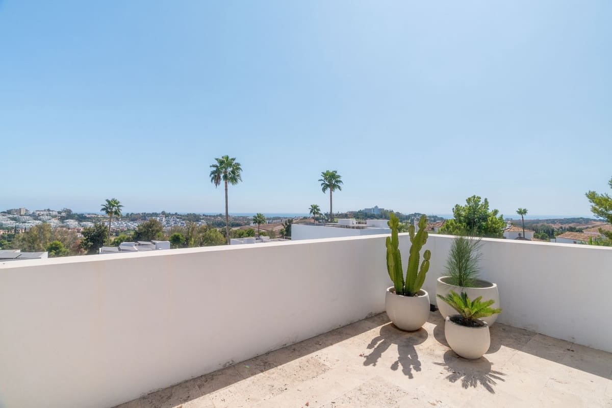 Chalet de 5 habitaciones en Benahavís en venta con piscina garaje - 2.995.000 € (Ref: 9271496)