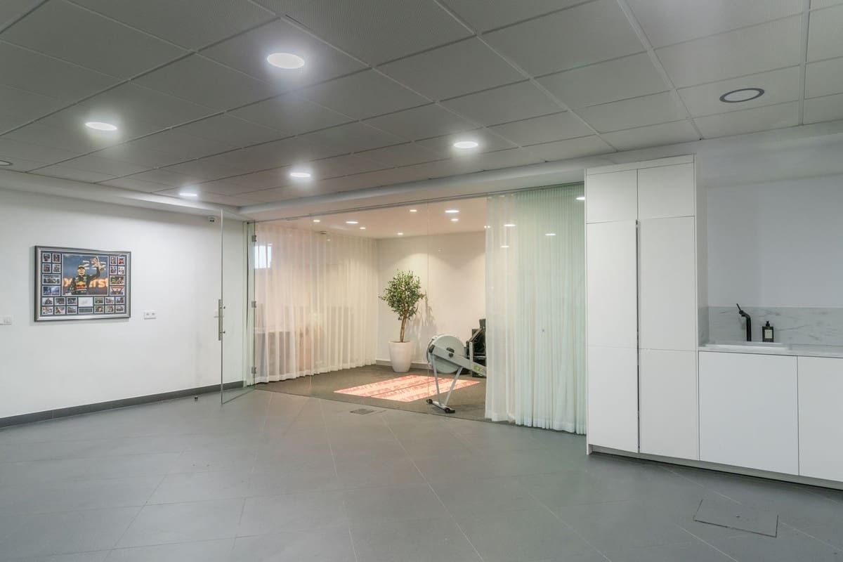 Chalet de 5 habitaciones en Benahavís en venta con piscina garaje - 2.995.000 € (Ref: 9271496)