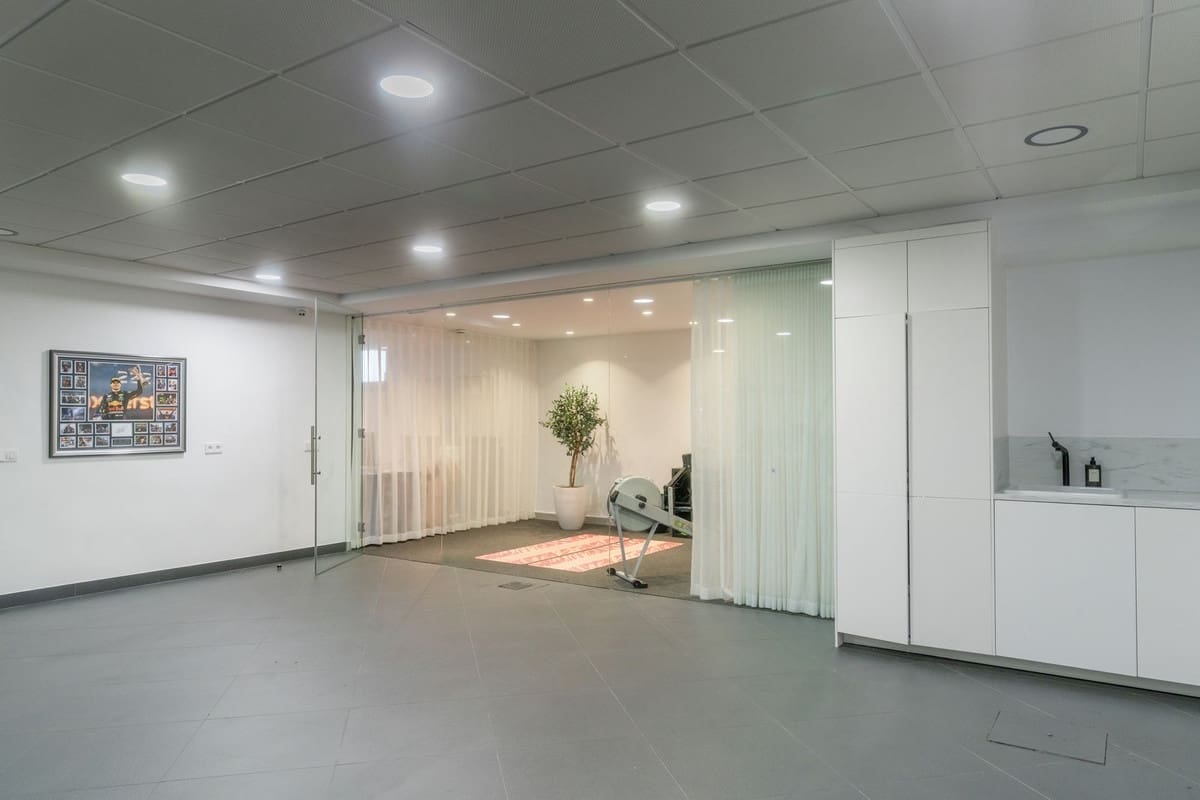 5 soveværelse Villa til salg i Benahavis med swimmingpool garage - € 2.995.000 (Ref: 9271496)