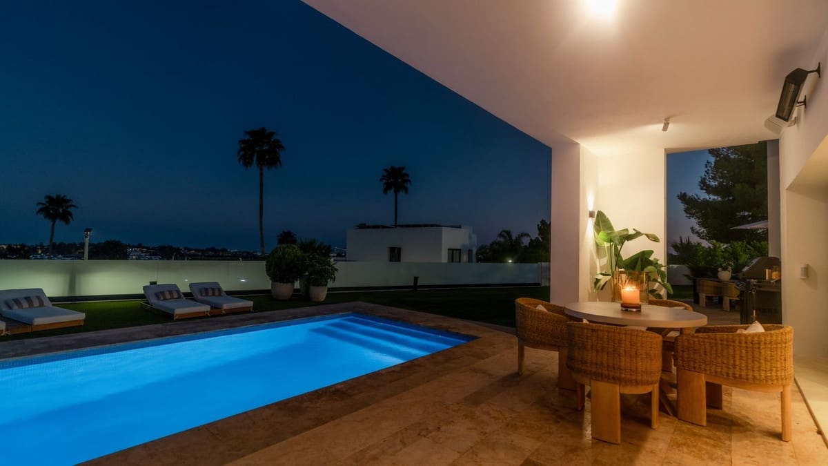 5 soveværelse Villa til salg i Benahavis med swimmingpool garage - € 2.995.000 (Ref: 9271496)