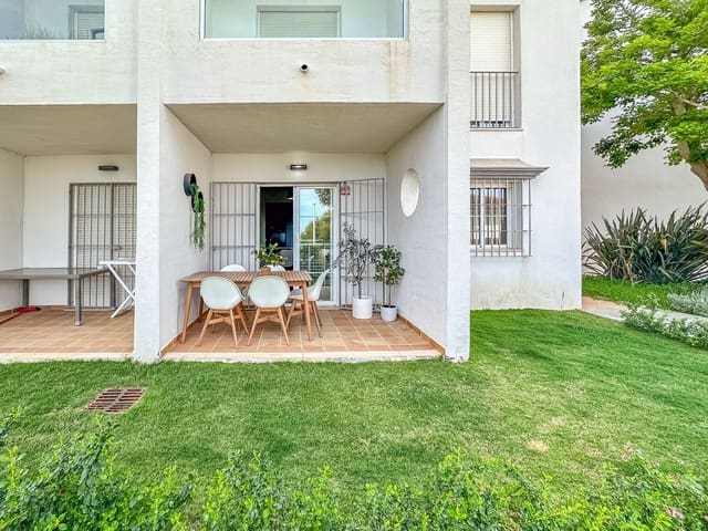 2 soveværelse Lejlighed til salg i La Duquesa / Puerto de la Duquesa, Manilva med swimmingpool - € 205.000 (Ref: 9271840)