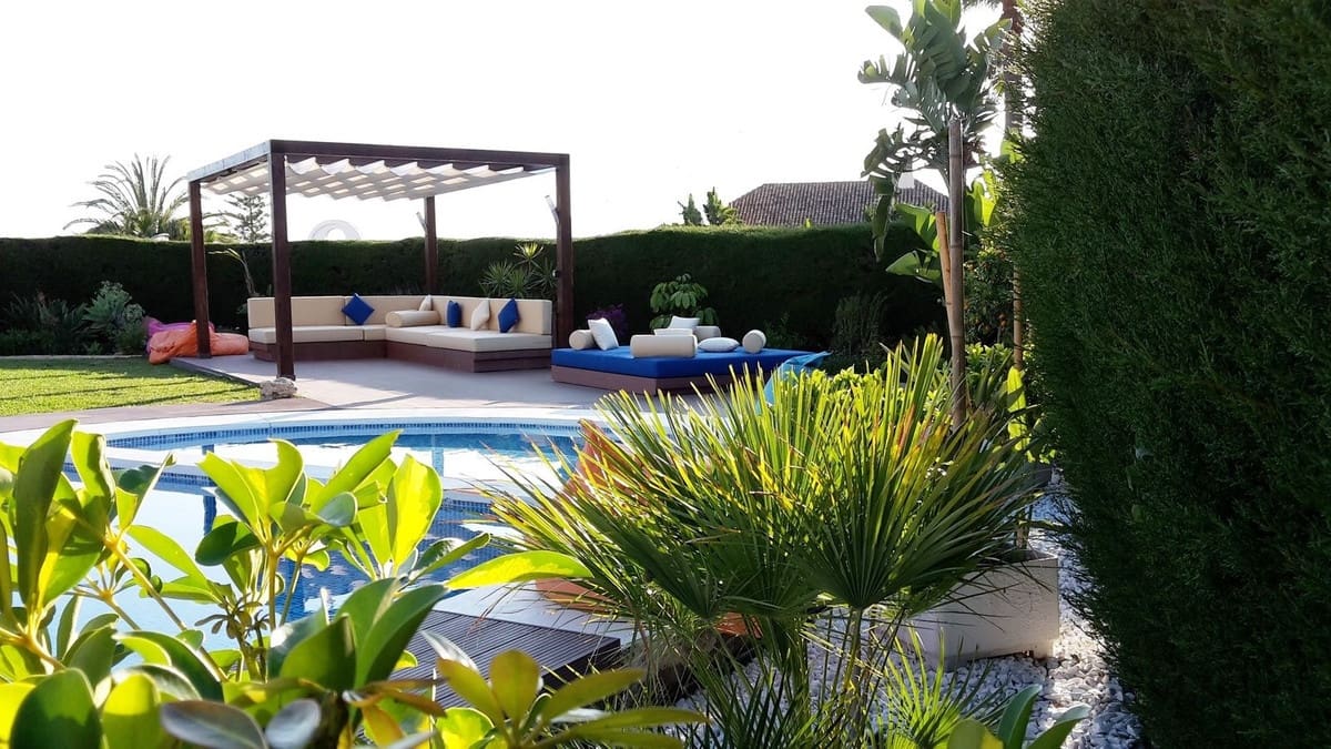 6 sovrum Villa till salu i Marbella med pool garage - 2 525 000 € (Ref: 9273202)