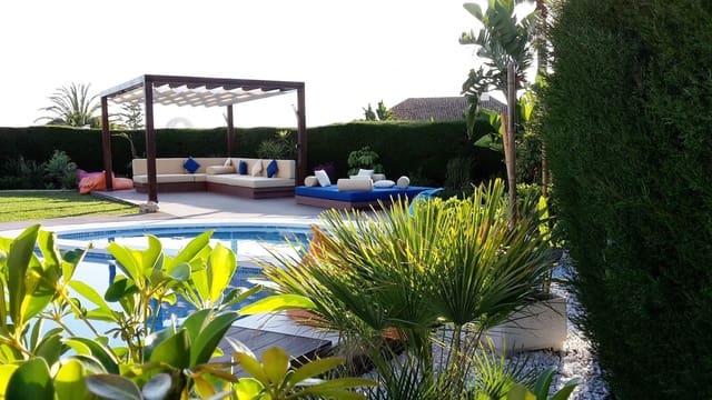 6 sovrum Villa till salu i Marbella med pool garage - 2 525 000 € (Ref: 9273202)