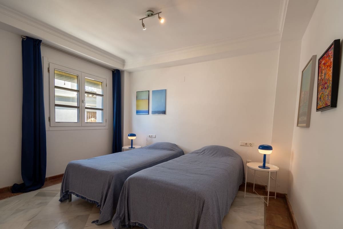 3 sovrum Hus till salu i La Heredia med pool garage - 765 000 € (Ref: 9278774)