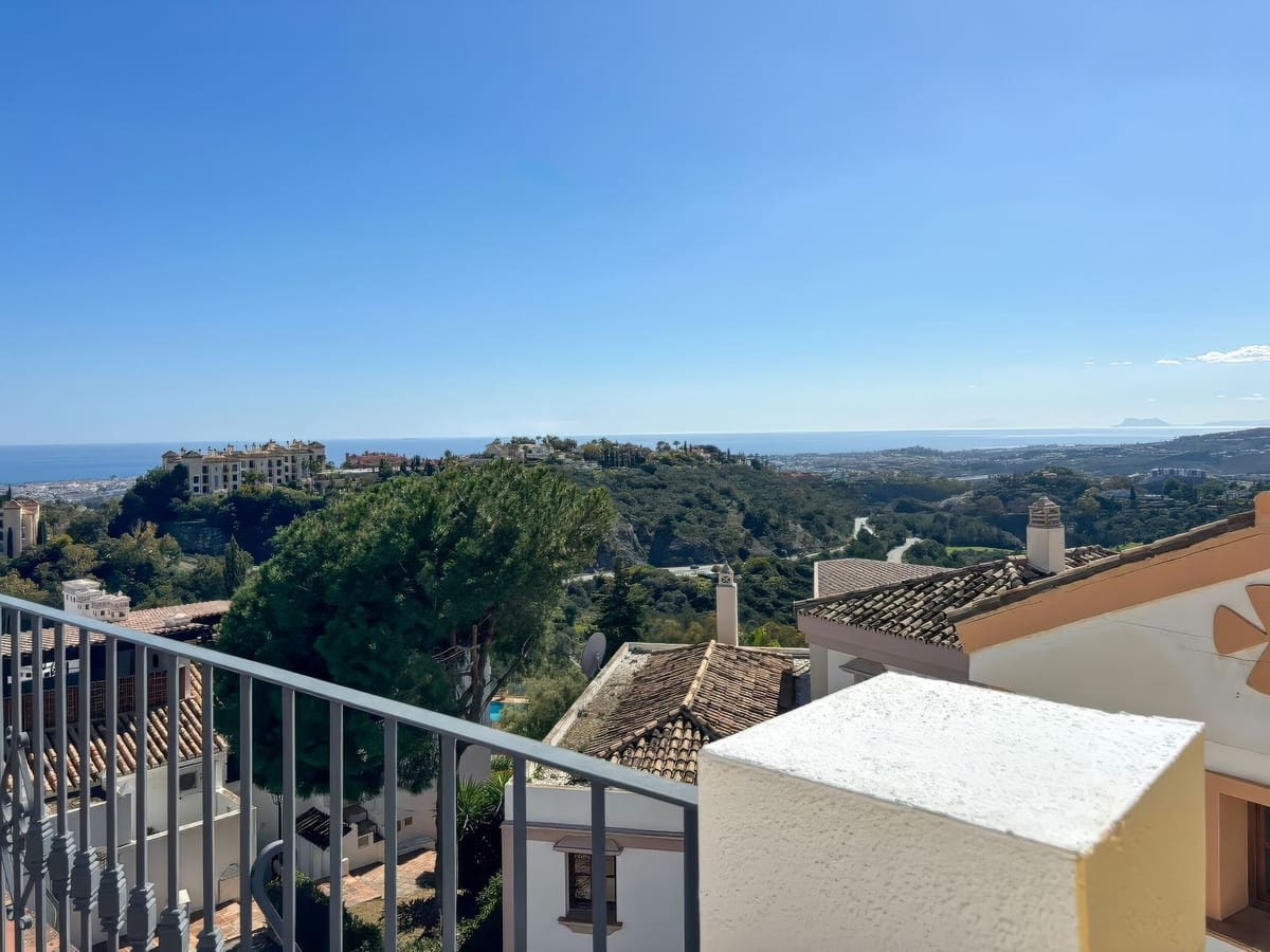 3 sovrum Hus till salu i La Heredia med pool garage - 765 000 € (Ref: 9278774)