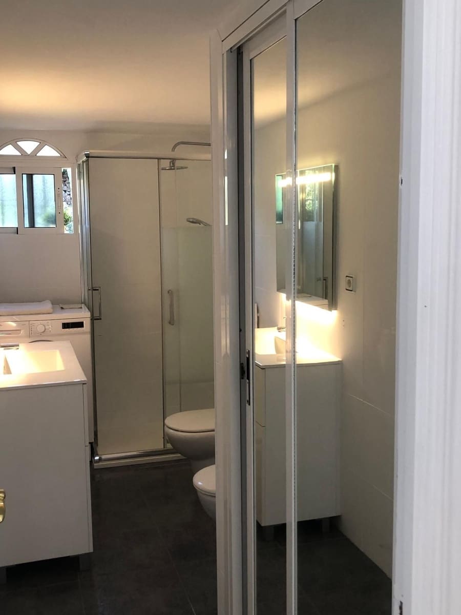 Apartamento de 2 habitaciones en Estepona en venta con piscina - 249.000 € (Ref: 9278775)