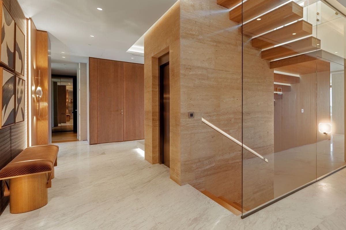 Apartamento de 4 habitaciones en Golden Mile en venta con piscina garaje - 11.900.000 € (Ref: 9279677)