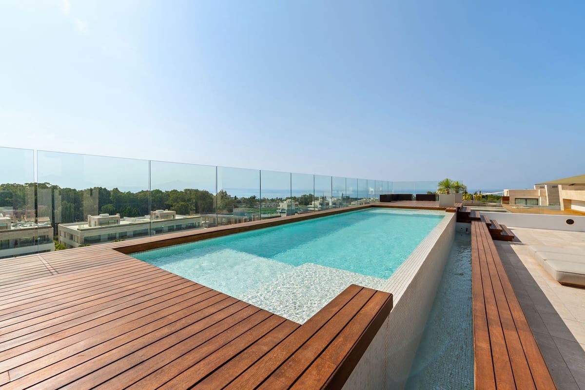 Apartamento de 4 habitaciones en Golden Mile en venta con piscina garaje - 11.900.000 € (Ref: 9279677)