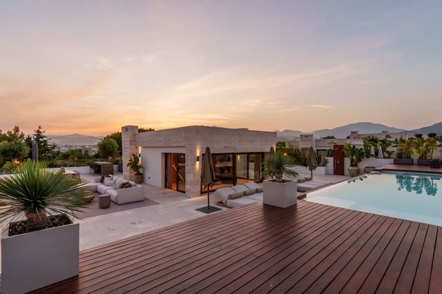 4 chambre Appartement à vendre à Golden Mile, Marbella avec piscine garage - 11 900 000 € (Ref: 9279677)