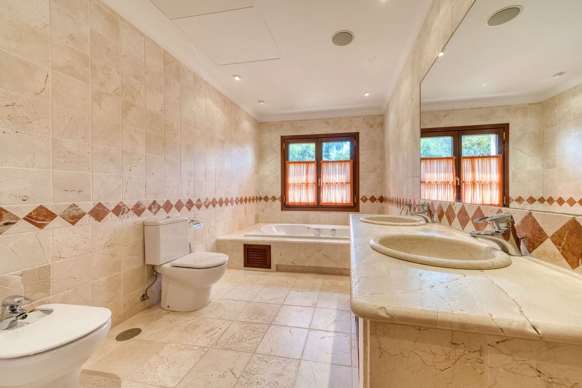 6 Zimmer Villa zu verkaufen in La Zagaleta mit Pool Garage - 7.300.000 € (Ref: 9279795)