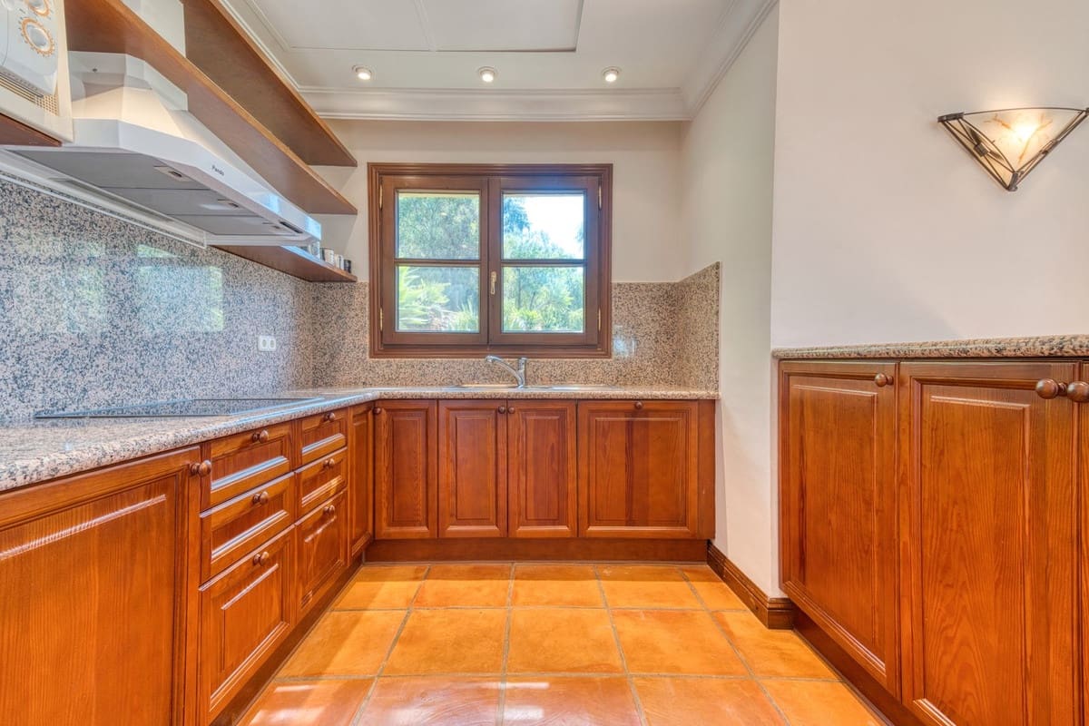 6 Zimmer Villa zu verkaufen in La Zagaleta mit Pool Garage - 7.300.000 € (Ref: 9279795)