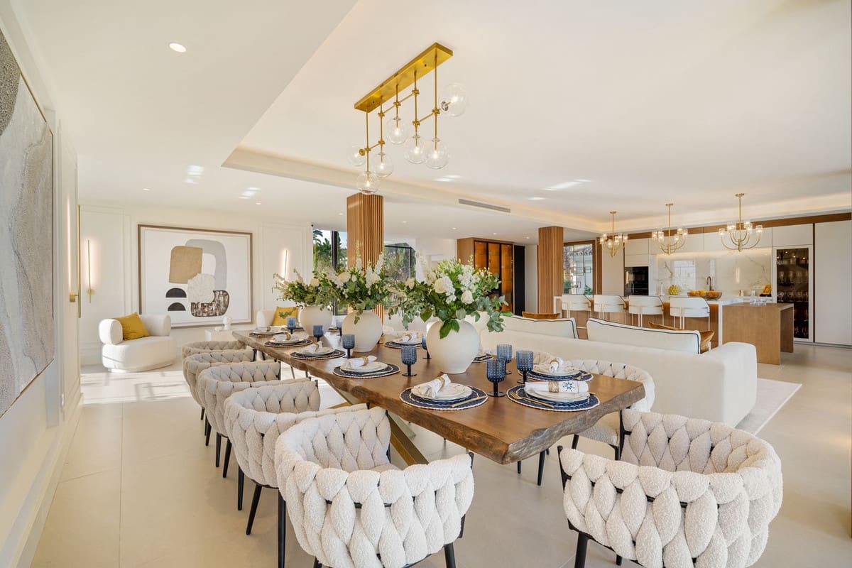 6 sypialnia Willa na sprzedaż w Marbella z basenem garażem - 7 350 000 € (Ref: 9283061)